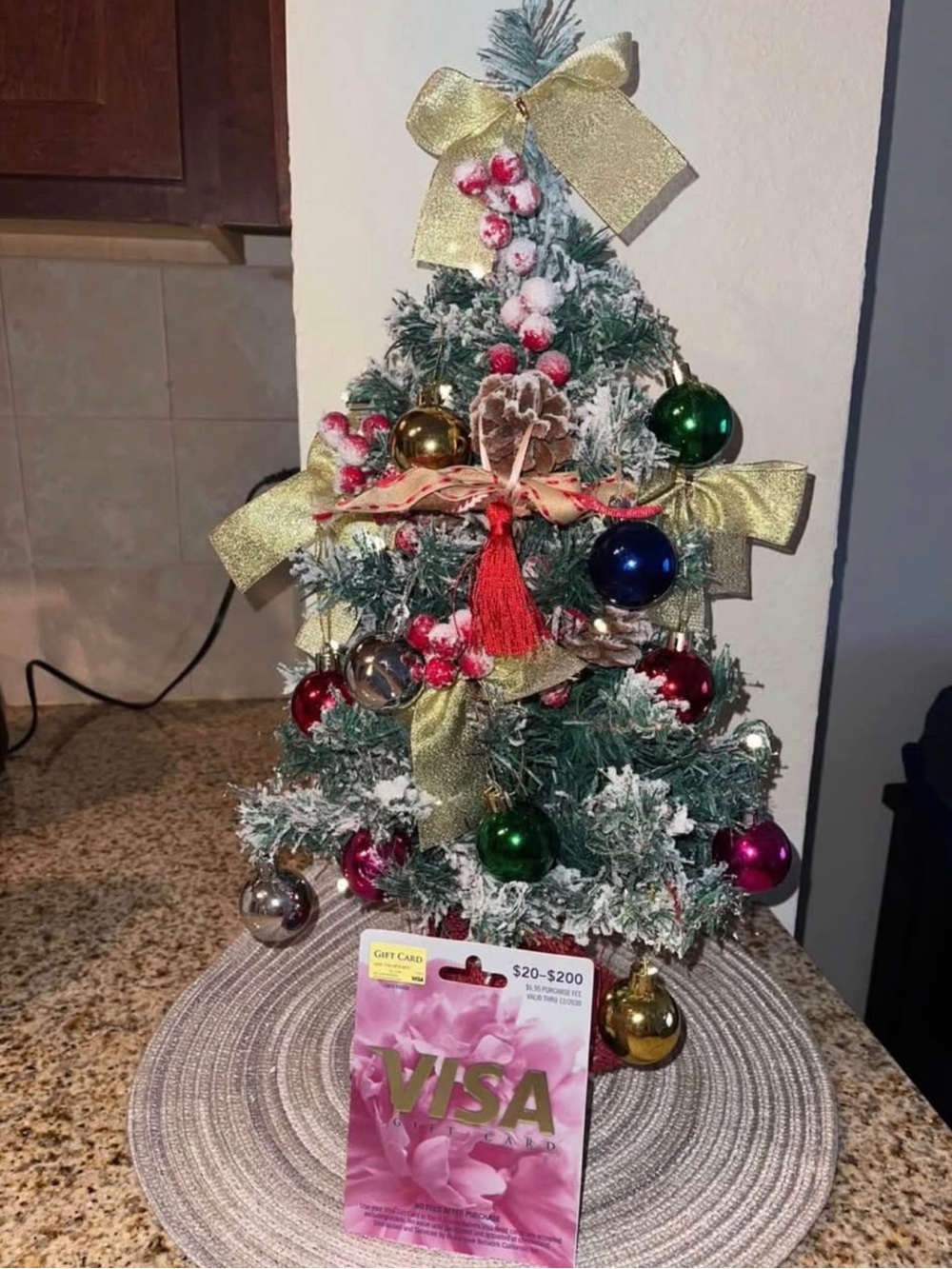 Mini Christmas Tree. - Picture 2 of 3
